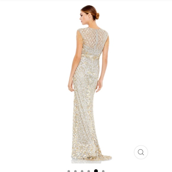 Mac Duggal HIGH NECK SLEEVELESS BEADED FRINGE FITTED GOWN Size 4 style 4908 - Picture 3 of 11